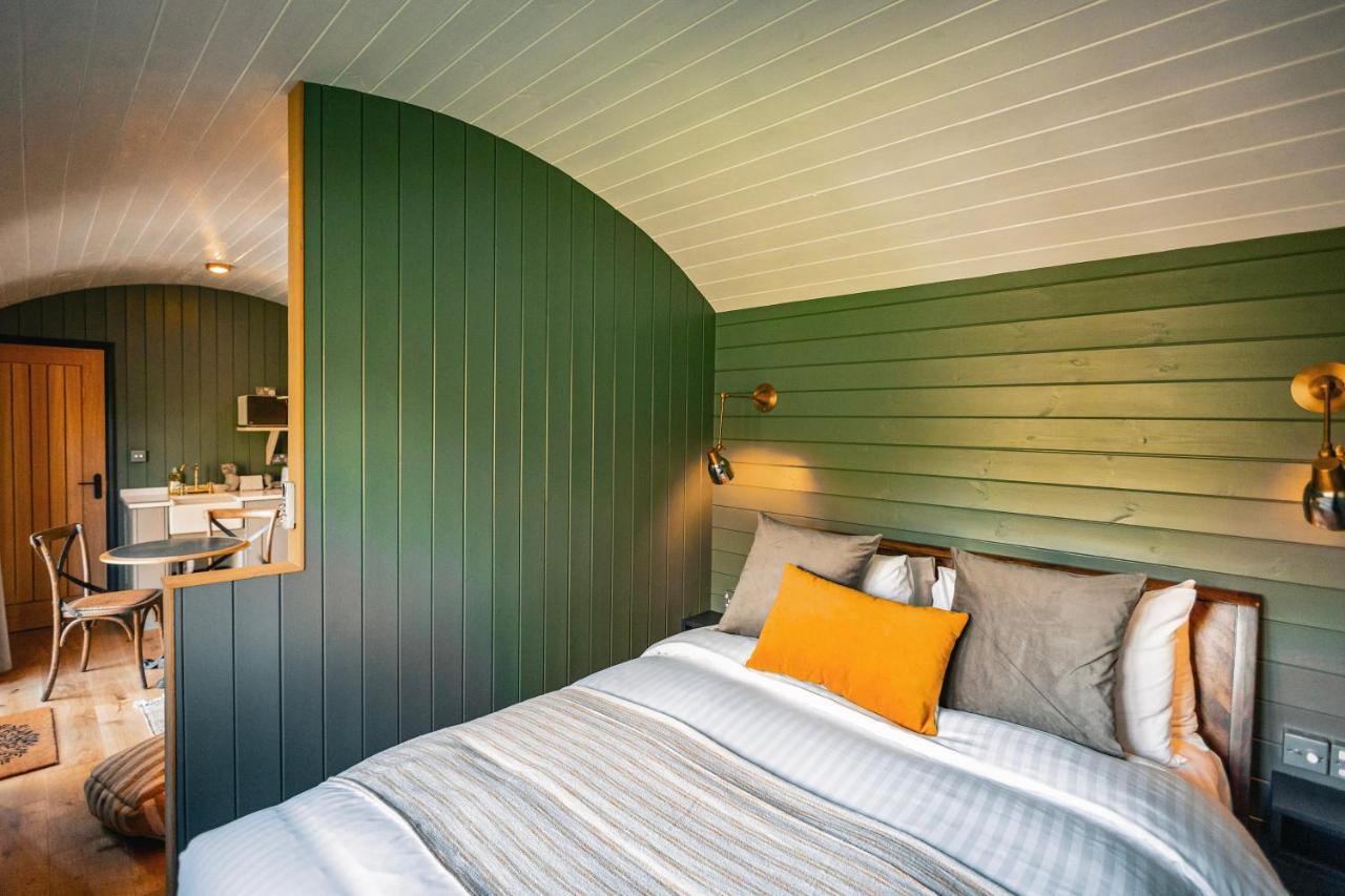 Tewinbury Farm Hotel Extérieur photo