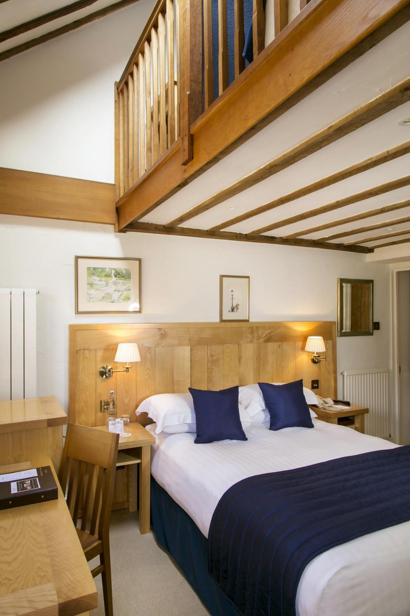 Tewinbury Farm Hotel Chambre photo